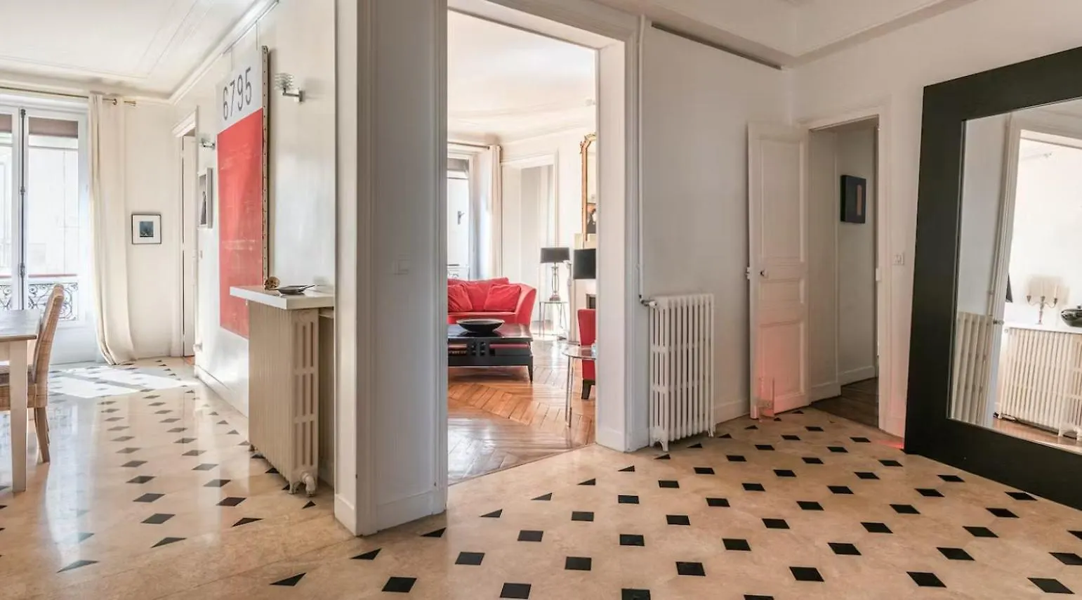 Saint-Germain 3-Bedroom Pres Les Jardins 파리 아파트